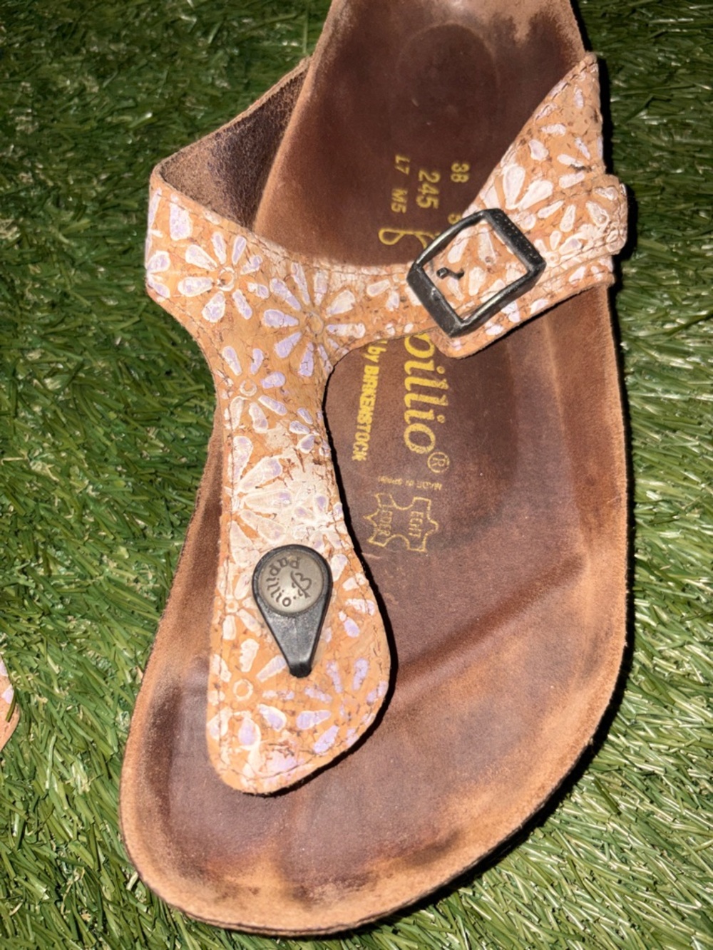 Birkenstocks Women's Floral Tan Toe-Post Sandals - Picture 3 of 3